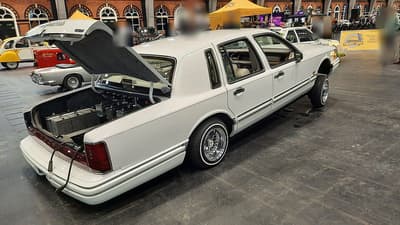 1991 Lincoln Town Car