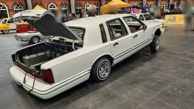 1991 Lincoln Town Car
