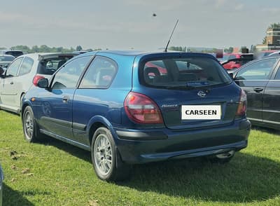2000 Nissan Almera