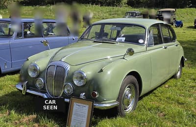 1966 Daimler V8