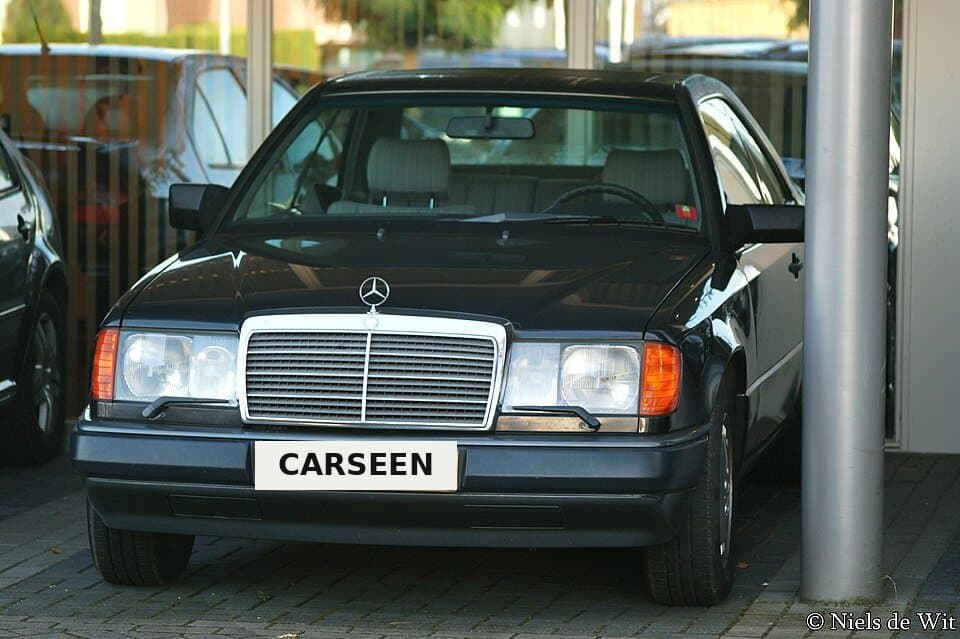 1989 Mercedes-Benz 230
