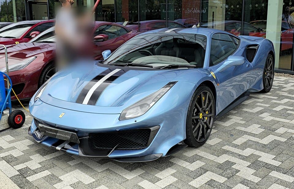 Ferrari 488 Pista