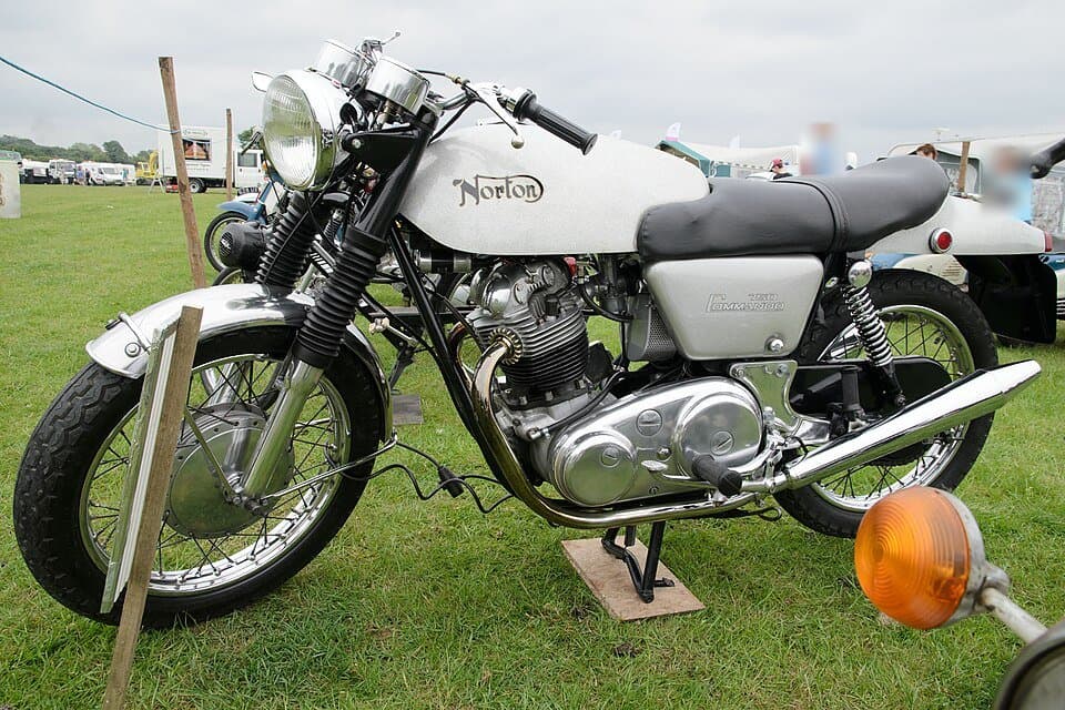 1969 Norton Commando 750