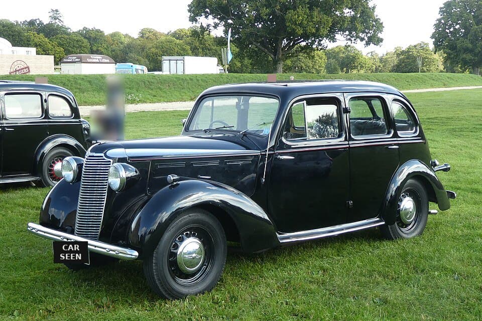 1947 Vauxhall Saloon
