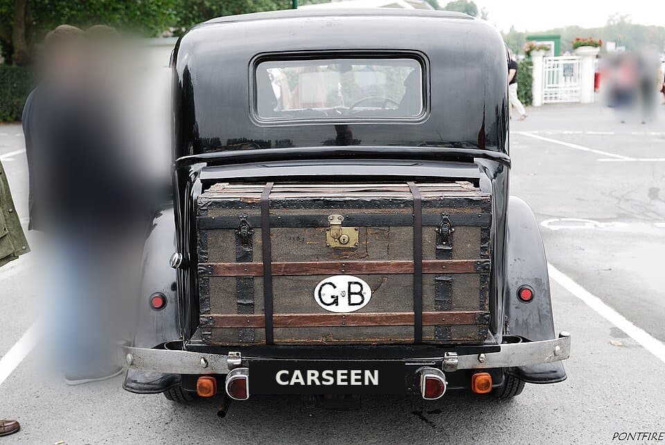 1935 Austin Eighteen