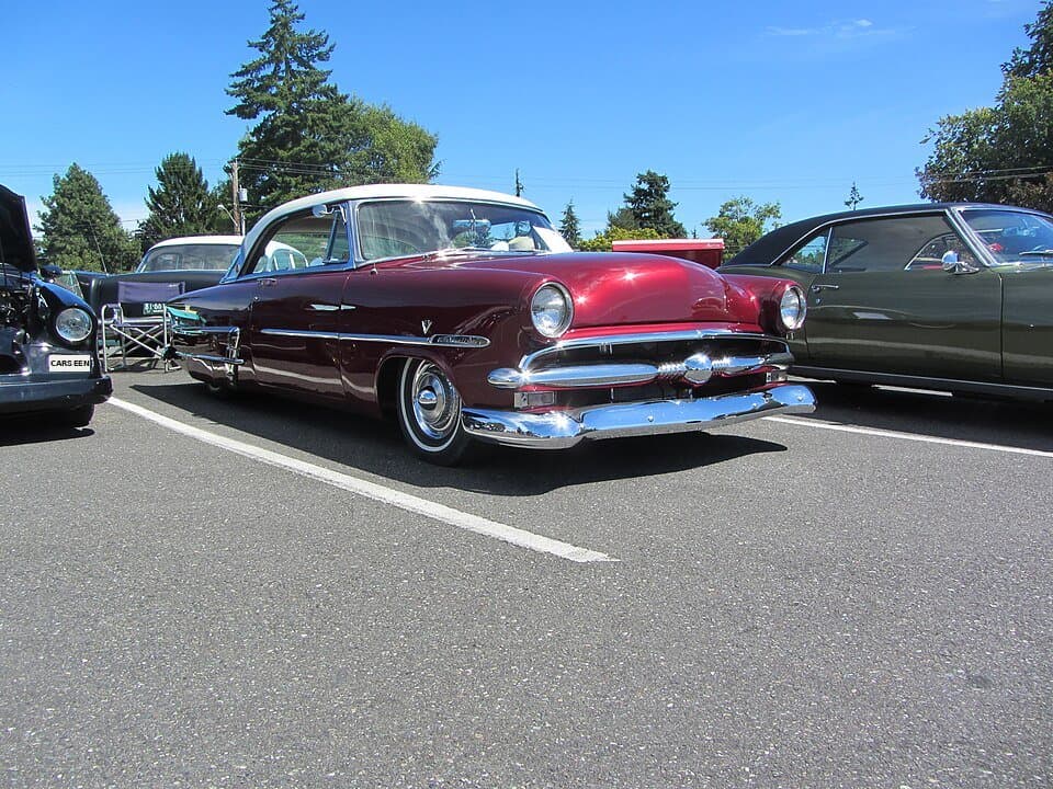 1953 Ford Crestline Victoria