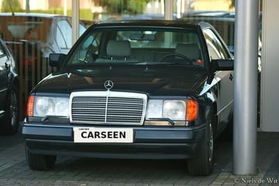 1989 Mercedes-Benz 230
