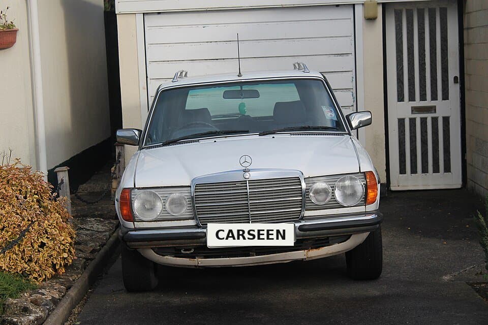 1982 Mercedes-Benz 200