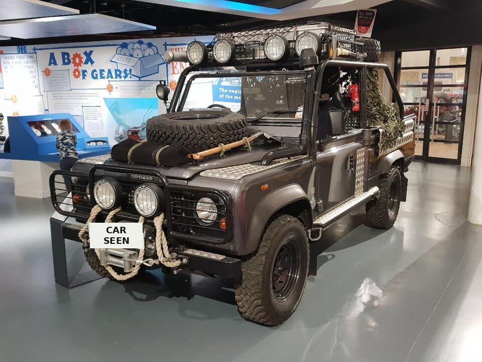 2000 Land Rover Defender