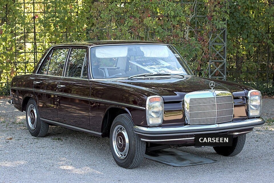 1971 Mercedes-Benz 220