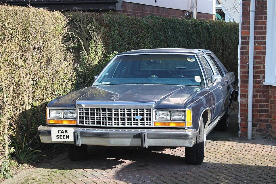 1984 Ford Ltd Crown Victoria