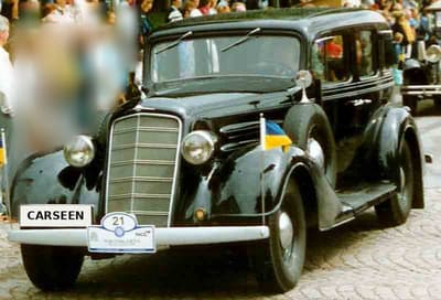1932 Oldsmobile 4 door Sedan