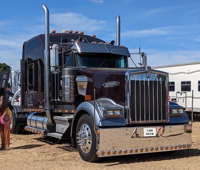 1997 Kenworth W900L