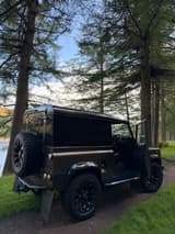 1998 Land Rover Defender photo 2