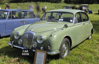 1966 Daimler V8
