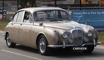 1968 Daimler V8