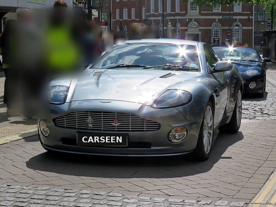 2005 Aston Martin V12 Vanquish