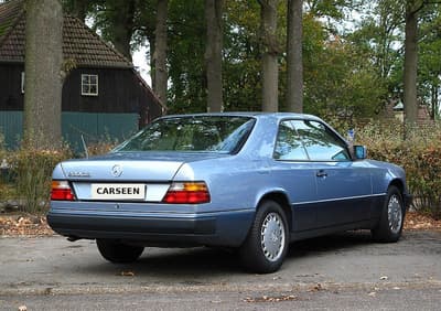 1990 Mercedes-Benz C124