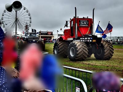 Chevrolet Monster truck