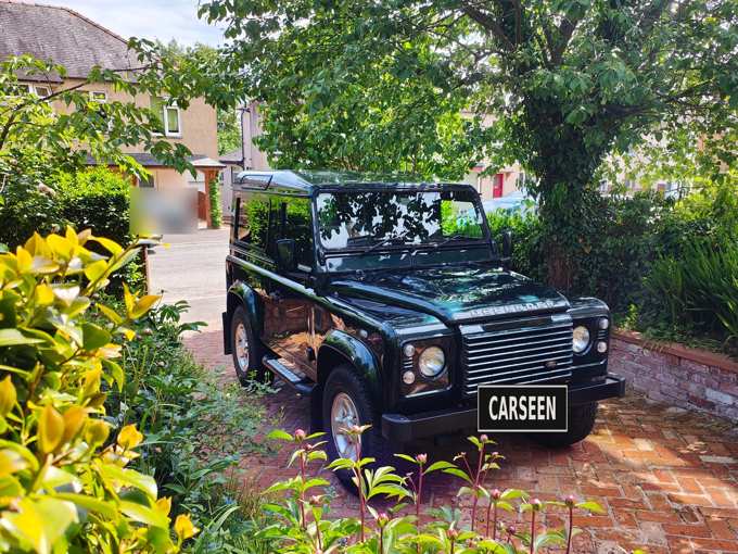 2015 Land Rover Defender 90 photo 3